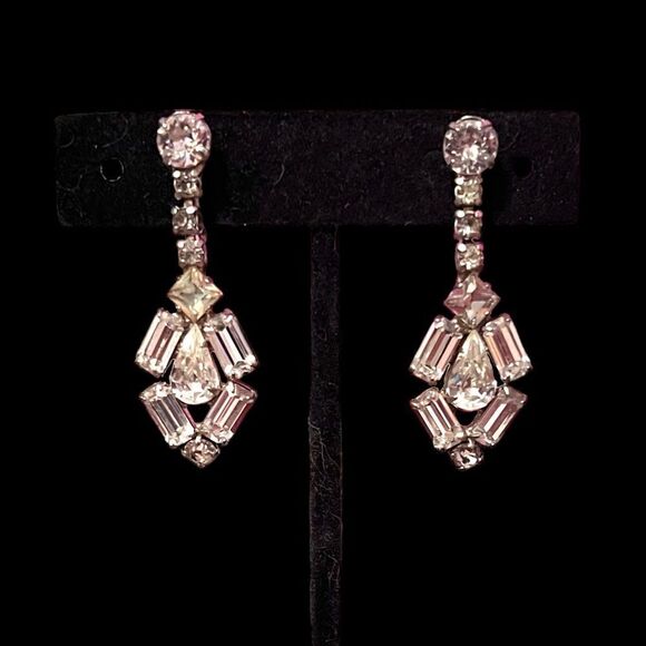 Vintage Astra Joseph Wiesner Rhinestone Dangle Screw Back Earrings EUC - Picture 3 of 7